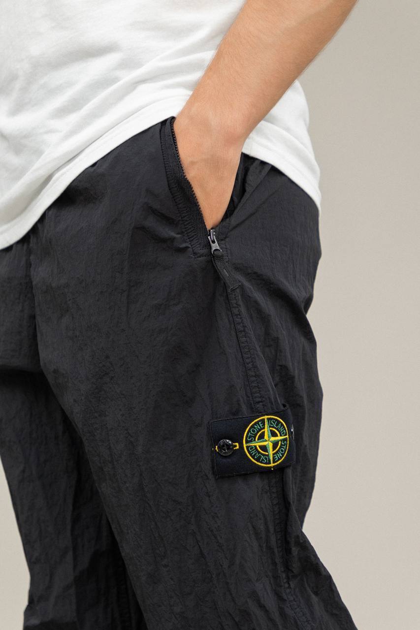 STONE ISLAND NYLON PANTS black