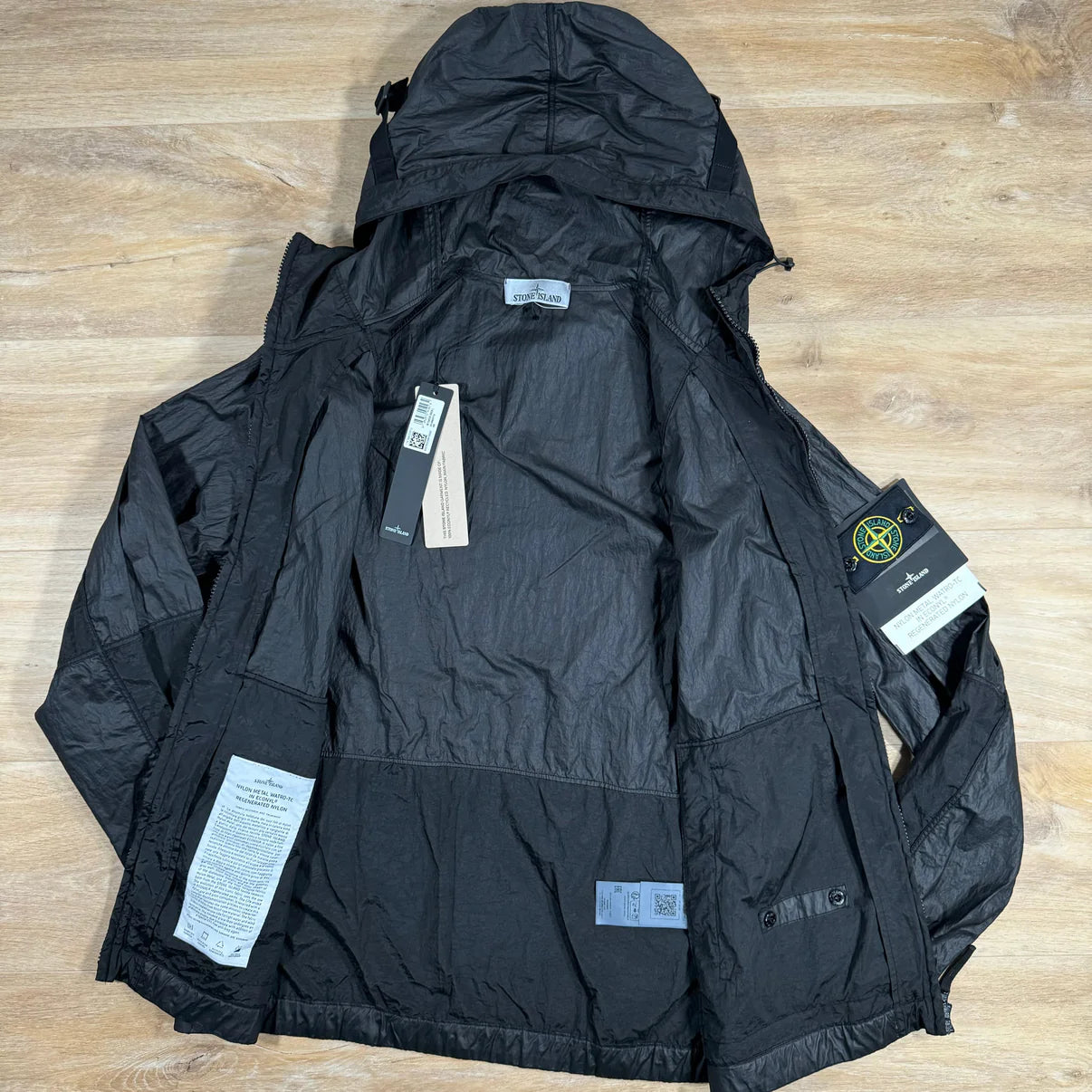 Stone Island Nylon Metal Watro-TC Jacket in Black