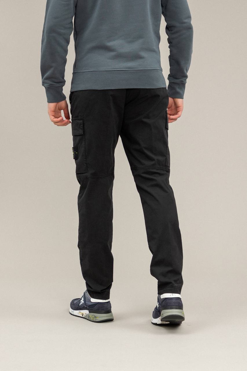 STONE ISLAND REGULAR FIT LOGO PATCH COTTON CARGO PANTS black